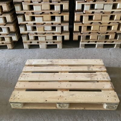 Pallet gỗ 2 hướng nâng