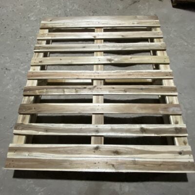 Pallet gỗ 2 hướng nâng