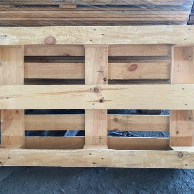 Pallet gỗ 2 hướng nâng