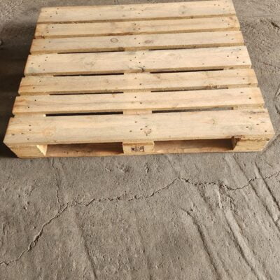 Pallet gỗ 2 hướng nâng