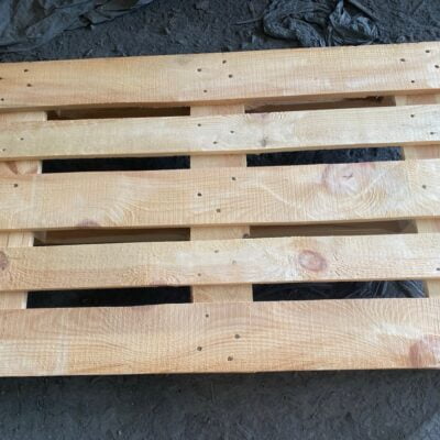 Pallet gỗ 2 hướng nâng