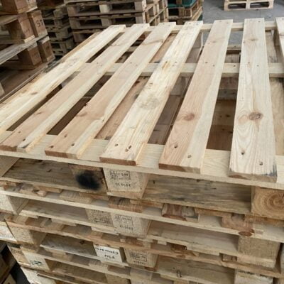 Pallet gỗ 2 hướng nâng